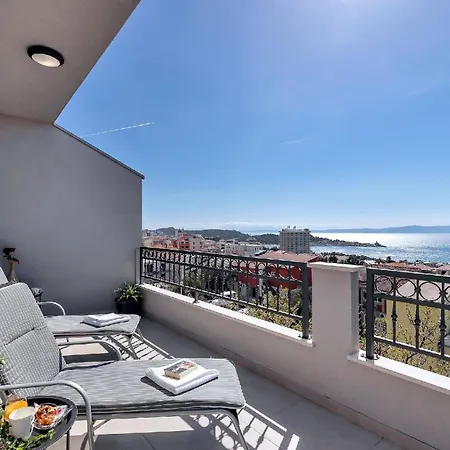 Schoene In Zelenka Mit Grosser Terrasse Apartment Makarska